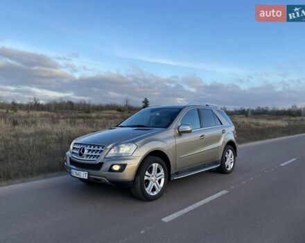 Бежевий Мерседес М-Клас, об'ємом двигуна 3.5 л та пробігом 178 тис. км за 13500 $, фото 2 на Automoto.ua