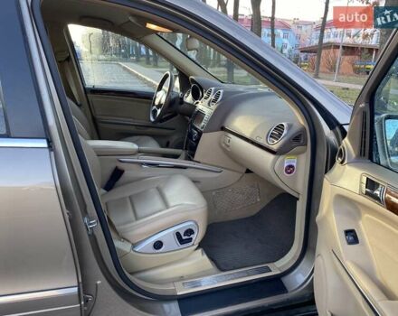 Бежевий Мерседес М-Клас, об'ємом двигуна 3.5 л та пробігом 178 тис. км за 13500 $, фото 22 на Automoto.ua