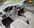 Мерседес М-Клас 2009 у Києві на Automoto.ua Бежевий Мерседес М-Клас, об'ємом двигуна 3.5 л та пробігом 167 тис. км за 11700 $, фото 26 на Automoto.ua