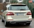 Бежевий Мерседес М-Клас, об'ємом двигуна 2.99 л та пробігом 215 тис. км за 19800 $, фото 27 на Automoto.ua