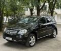 Чорний Мерседес М-Клас, об'ємом двигуна 3 л та пробігом 220 тис. км за 12900 $, фото 1 на Automoto.ua