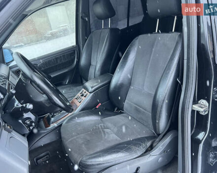 Чорний Мерседес М-Клас, об'ємом двигуна 3.2 л та пробігом 380 тис. км за 4950 $, фото 31 на Automoto.ua