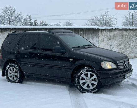 Чорний Мерседес М-Клас, об'ємом двигуна 3.2 л та пробігом 380 тис. км за 4950 $, фото 15 на Automoto.ua