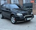 Черный Мерседес М-Класс, объемом двигателя 4.27 л и пробегом 201 тыс. км за 5999 $, фото 9 на Automoto.ua
