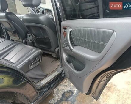 Чорний Мерседес М-Клас, об'ємом двигуна 2.69 л та пробігом 379 тис. км за 6800 $, фото 16 на Automoto.ua