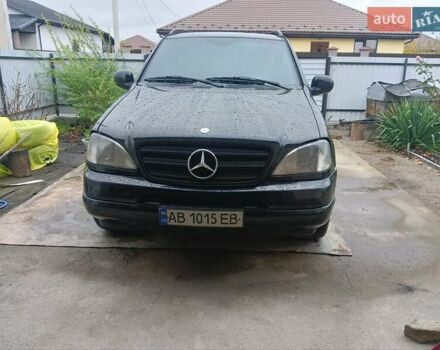 Чорний Мерседес М-Клас, об'ємом двигуна 2.69 л та пробігом 379 тис. км за 6800 $, фото 9 на Automoto.ua