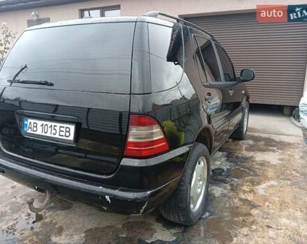 Чорний Мерседес М-Клас, об'ємом двигуна 2.69 л та пробігом 379 тис. км за 6800 $, фото 5 на Automoto.ua