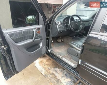 Чорний Мерседес М-Клас, об'ємом двигуна 2.69 л та пробігом 379 тис. км за 6800 $, фото 4 на Automoto.ua