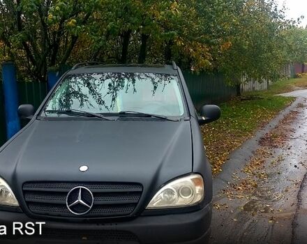 Чорний Мерседес М-Клас, об'ємом двигуна 2.7 л та пробігом 135 тис. км за 6000 $, фото 4 на Automoto.ua