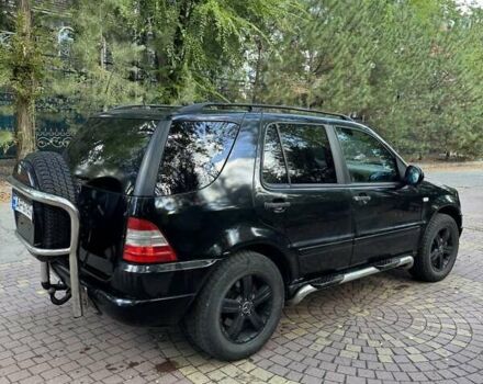 Черный Мерседес М-Класс, объемом двигателя 4.3 л и пробегом 263 тыс. км за 4799 $, фото 13 на Automoto.ua