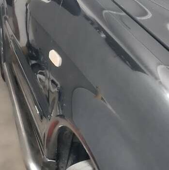 Черный Мерседес М-Класс, объемом двигателя 4.3 л и пробегом 380 тыс. км за 8200 $, фото 6 на Automoto.ua