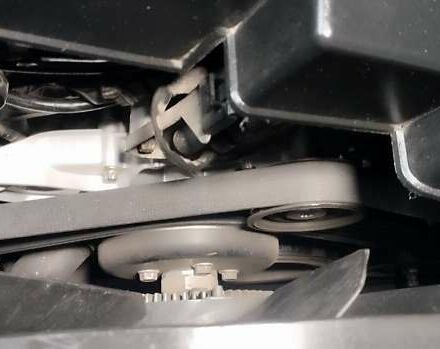 Черный Мерседес М-Класс, объемом двигателя 4.3 л и пробегом 380 тыс. км за 8200 $, фото 9 на Automoto.ua