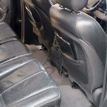 Черный Мерседес М-Класс, объемом двигателя 4.3 л и пробегом 380 тыс. км за 8200 $, фото 12 на Automoto.ua