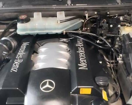 Черный Мерседес М-Класс, объемом двигателя 4.3 л и пробегом 380 тыс. км за 8200 $, фото 8 на Automoto.ua