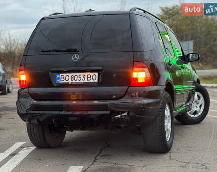 Черный Мерседес М-Класс, объемом двигателя 2.7 л и пробегом 370 тыс. км за 6300 $, фото 10 на Automoto.ua
