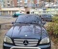Черный Мерседес М-Класс, объемом двигателя 2.7 л и пробегом 357 тыс. км за 7800 $, фото 41 на Automoto.ua