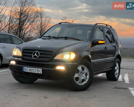 Черный Мерседес М-Класс, объемом двигателя 2.7 л и пробегом 370 тыс. км за 6300 $, фото 3 на Automoto.ua