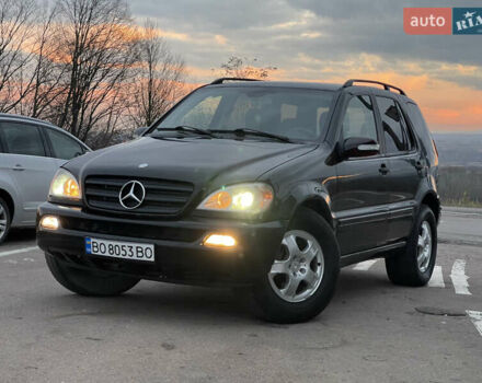 Черный Мерседес М-Класс, объемом двигателя 2.7 л и пробегом 370 тыс. км за 6300 $, фото 2 на Automoto.ua