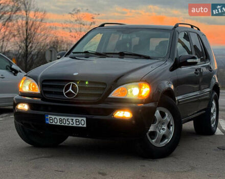 Черный Мерседес М-Класс, объемом двигателя 2.7 л и пробегом 370 тыс. км за 6300 $, фото 4 на Automoto.ua