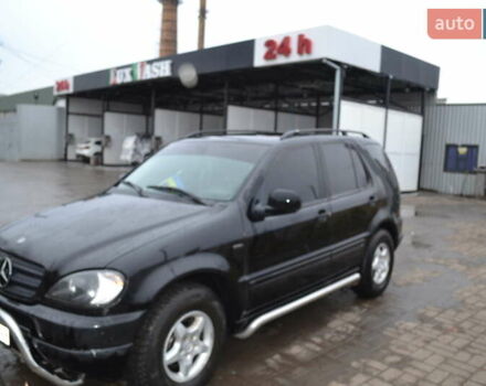 Чорний Мерседес М-Клас, об'ємом двигуна 2.7 л та пробігом 380 тис. км за 6000 $, фото 13 на Automoto.ua