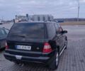 Черный Мерседес М-Класс, объемом двигателя 2.69 л и пробегом 355 тыс. км за 8000 $, фото 29 на Automoto.ua