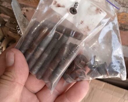 Черный Мерседес М-Класс, объемом двигателя 2.69 л и пробегом 355 тыс. км за 8000 $, фото 4 на Automoto.ua