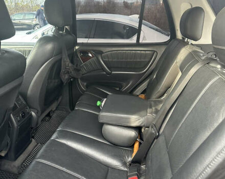 Черный Мерседес М-Класс, объемом двигателя 3.72 л и пробегом 300 тыс. км за 7700 $, фото 16 на Automoto.ua