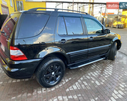 Мерседес М-Класс 2003 в Бориславе на Automoto.ua Черный Мерседес М-Класс, объемом двигателя 3.7 л и пробегом 270 тыс. км за 6500 $, фото 5 на Automoto.ua