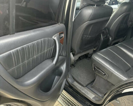 Черный Мерседес М-Класс, объемом двигателя 3.72 л и пробегом 300 тыс. км за 7700 $, фото 15 на Automoto.ua