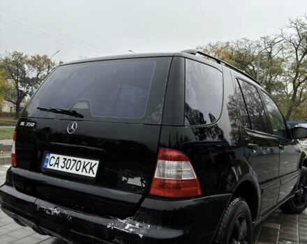 Черный Мерседес М-Класс, объемом двигателя 3.5 л и пробегом 230 тыс. км за 7500 $, фото 5 на Automoto.ua