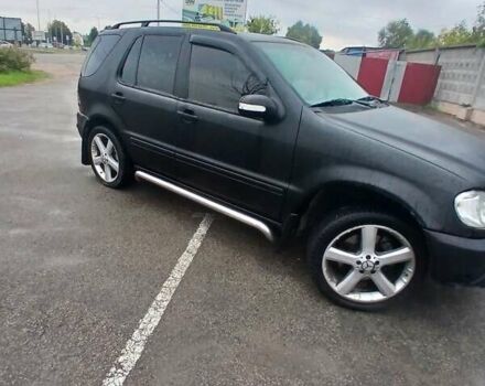 Черный Мерседес М-Класс, объемом двигателя 3.2 л и пробегом 400 тыс. км за 5800 $, фото 5 на Automoto.ua