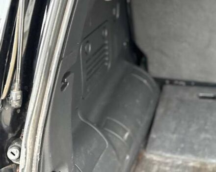 Черный Мерседес М-Класс, объемом двигателя 2.7 л и пробегом 382 тыс. км за 4900 $, фото 8 на Automoto.ua