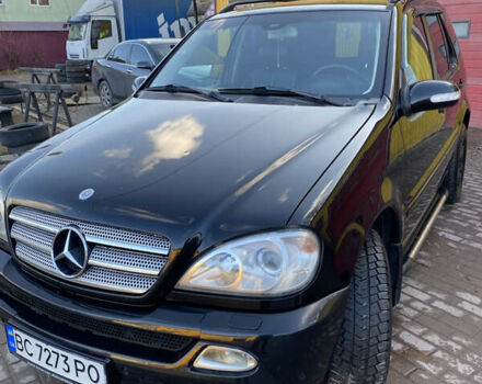 Мерседес М-Класс 2003 в Бориславе на Automoto.ua Черный Мерседес М-Класс, объемом двигателя 3.7 л и пробегом 270 тыс. км за 6500 $, фото 1 на Automoto.ua