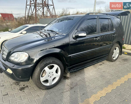 Черный Мерседес М-Класс, объемом двигателя 3.72 л и пробегом 300 тыс. км за 7700 $, фото 3 на Automoto.ua