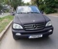 Черный Мерседес М-Класс, объемом двигателя 2.7 л и пробегом 392 тыс. км за 7500 $, фото 1 на Automoto.ua