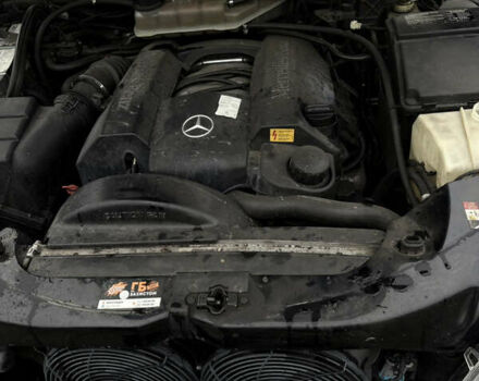 Черный Мерседес М-Класс, объемом двигателя 3.5 л и пробегом 230 тыс. км за 7500 $, фото 6 на Automoto.ua