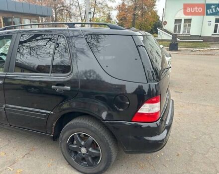 Черный Мерседес М-Класс, объемом двигателя 2.7 л и пробегом 382 тыс. км за 4900 $, фото 17 на Automoto.ua