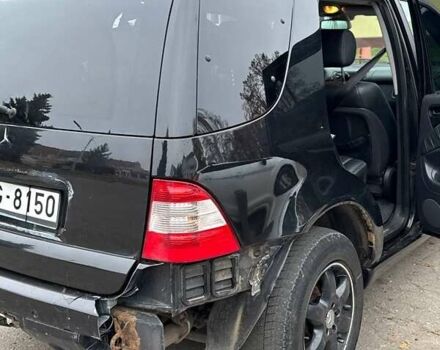 Черный Мерседес М-Класс, объемом двигателя 2.7 л и пробегом 382 тыс. км за 4900 $, фото 11 на Automoto.ua