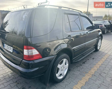 Черный Мерседес М-Класс, объемом двигателя 3.72 л и пробегом 300 тыс. км за 7700 $, фото 7 на Automoto.ua