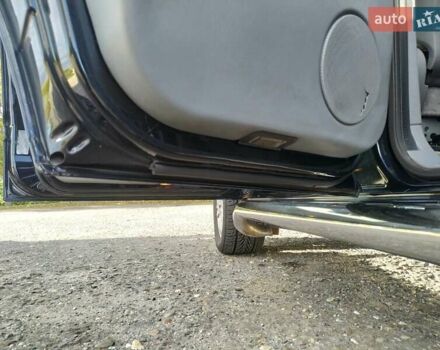 Чорний Мерседес М-Клас, об'ємом двигуна 4 л та пробігом 304 тис. км за 6900 $, фото 2 на Automoto.ua