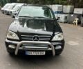 Черный Мерседес М-Класс, объемом двигателя 3.72 л и пробегом 265 тыс. км за 7000 $, фото 1 на Automoto.ua