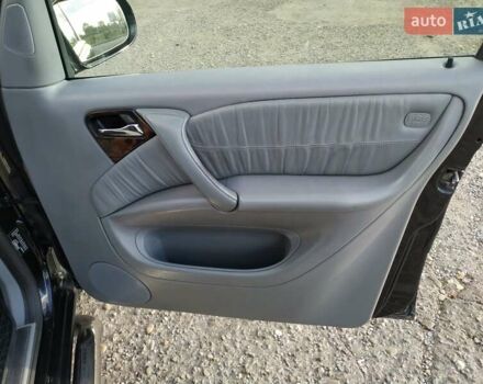 Чорний Мерседес М-Клас, об'ємом двигуна 4 л та пробігом 304 тис. км за 6900 $, фото 16 на Automoto.ua