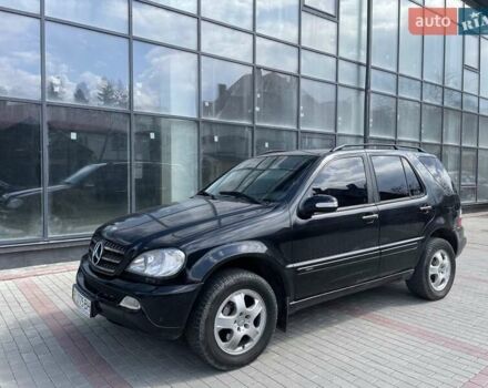 Черный Мерседес М-Класс, объемом двигателя 5 л и пробегом 266 тыс. км за 8600 $, фото 4 на Automoto.ua