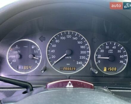 Черный Мерседес М-Класс, объемом двигателя 5 л и пробегом 266 тыс. км за 8600 $, фото 6 на Automoto.ua