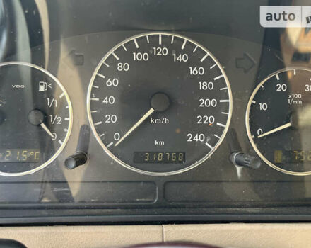 Чорний Мерседес М-Клас, об'ємом двигуна 4 л та пробігом 319 тис. км за 10700 $, фото 11 на Automoto.ua