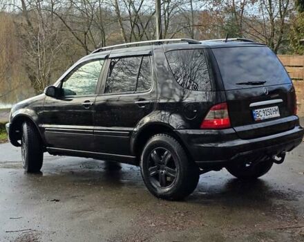 Чорний Мерседес М-Клас, об'ємом двигуна 2.69 л та пробігом 350 тис. км за 8000 $, фото 4 на Automoto.ua