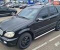 Черный Мерседес М-Класс, объемом двигателя 3.5 л и пробегом 390 тыс. км за 7100 $, фото 1 на Automoto.ua