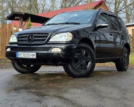 Чорний Мерседес М-Клас, об'ємом двигуна 2.69 л та пробігом 350 тис. км за 8000 $, фото 7 на Automoto.ua