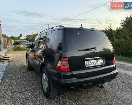 Черный Мерседес М-Класс, объемом двигателя 2.69 л и пробегом 370 тыс. км за 7500 $, фото 2 на Automoto.ua