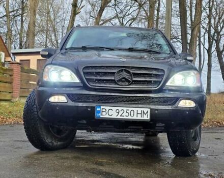 Чорний Мерседес М-Клас, об'ємом двигуна 2.69 л та пробігом 350 тис. км за 8000 $, фото 1 на Automoto.ua